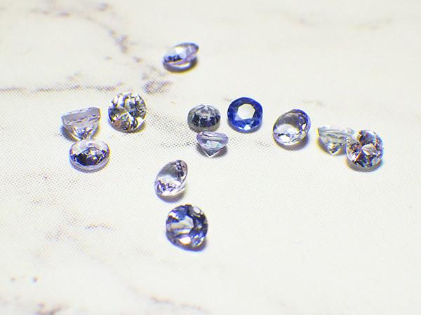 タンザナイトラウンド0.4ctセット（1～2mm・12個）1枚目の画像